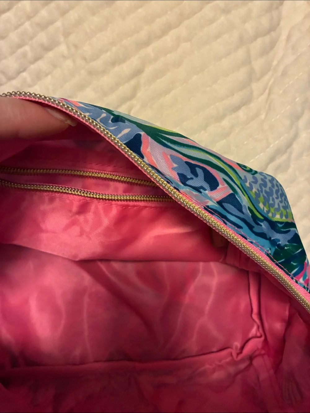 Lilly Pulitzer Sound The Sirens Cosmetic Bag Travel Makeup Pouch Blue Pink